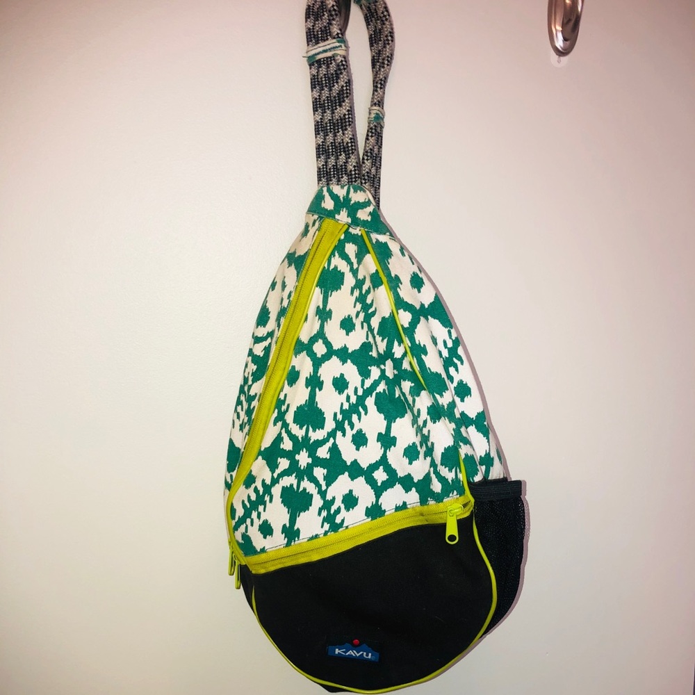 Green KAVU